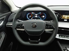 Changan Eado PLUS Blue Whale NE 1.4T GDI DCT High Performance Edition - ფოტო 11