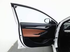 Changan Eado PLUS Blue Whale NE 1.4T GDI DCT High Performance Edition - ფოტო 8