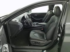 Toyota Avalon 2019 Hybrid 2.5L Luxury National VI - ფოტო 10