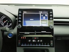Toyota Avalon 2019 Hybrid 2.5L Luxury National VI - ფოტო 12