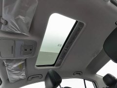 SAIC MG i5 2021 Facelift 1.5L CVT Diamond Edition - ფოტო 14