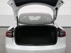 Tesla Model 3 Rear-Wheel Drive - ფოტო 16