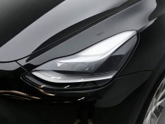 Tesla Model Y Rear-Wheel Drive - ფოტო 7