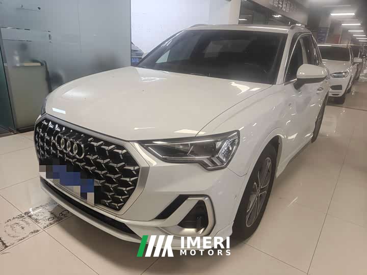 Audi Q3 40 TFSI Sporty Fashion Edition - ავტომობილი ჩინეთიდან