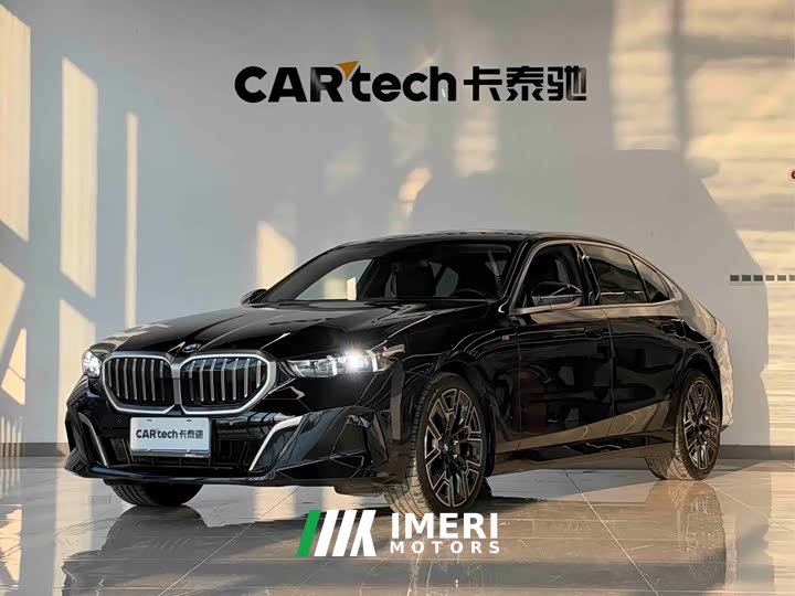 BMW 5 Series 530Li Luxury M Sport Package - ავტომობილი ჩინეთიდან