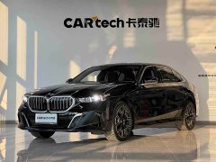 BMW 5 Series 530Li Luxury M Sport Package - ფოტო 1
