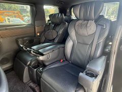 Toyota Vellfire Crown Hybrid 2.5L Executive Premier Edition - ფოტო 5