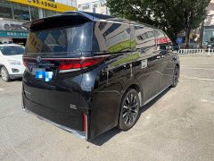 Toyota Vellfire Crown Hybrid 2.5L Executive Premier Edition - ფოტო 9