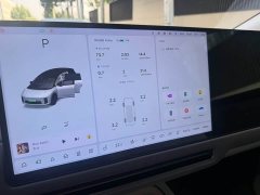 Li Auto i8 Standard Edition - ფოტო 6
