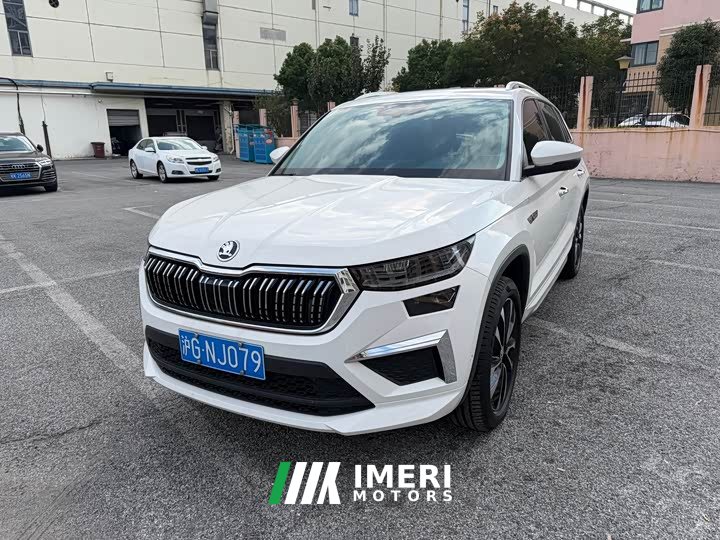 Skoda Kodiaq 2023 Facelift TSI330 5-Seat FWD Luxury Edition - ავტომობილი ჩინეთიდან