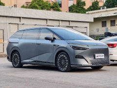XPeng X9 BEV Starship Edition - ფოტო 3
