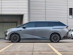 XPeng X9 BEV Starship Edition - ფოტო 7