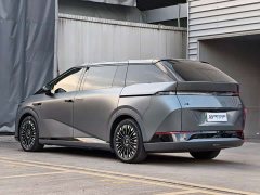 XPeng X9 BEV Starship Edition - ფოტო 8