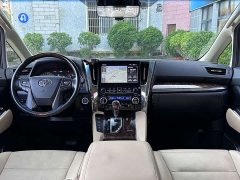 Toyota Alphard Hybrid 2.5L Luxury - ფოტო 5