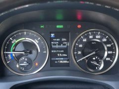 Toyota Alphard Hybrid 2.5L Luxury - ფოტო 7