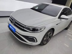 Volkswagen Bora 300TSI DSG Respect Edition - ფოტო 1
