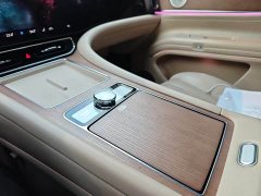 AITO M9 Pure Electric Ultra 100kWh 6-Seater - ფოტო 10