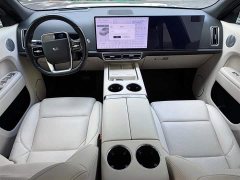 Li Auto L8 Max - ფოტო 3