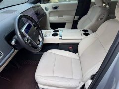 Li Auto L8 Max - ფოტო 4