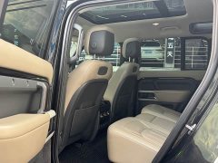 Land Rover Defender 110 P400 Dark Edition - ფოტო 4
