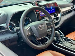 Toyota Highlander 2022 Hybrid 2.5L AWD Elite 7-Seater - ფოტო 14