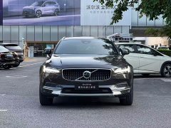 Volvo V90 Cross Country B5 AWD Plus - ფოტო 2