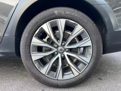Volvo V90 Cross Country B5 AWD Plus - ფოტო 6