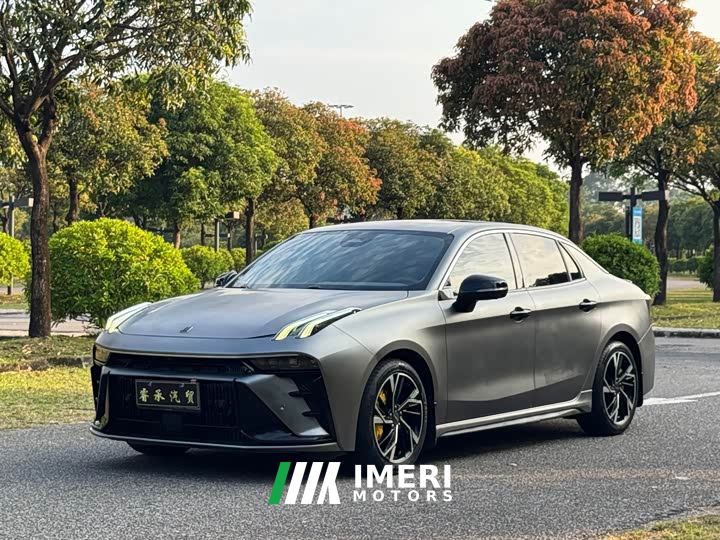 Lynk & Co 03 1.5T DCT Pro