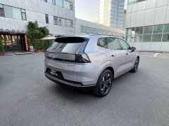 Volvo XC70 Plug-in Hybrid 2026 AWD Extended Range Core - ფოტო 4