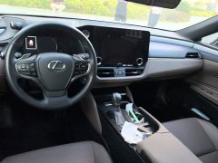 Lexus ES 300h Premium Edition - ფოტო 12