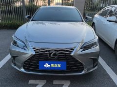 Lexus ES 300h Premium Edition - ფოტო 2
