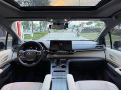 Toyota Sienna 2024 2.5L Hybrid AWD Premium - ფოტო 4