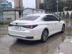 Lexus ES 200 Premium Edition - ფოტო 7