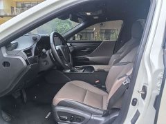 Lexus ES 200 Premium Edition - ფოტო 8