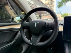 Tesla Model Y Rear-Wheel Drive - ფოტო 9