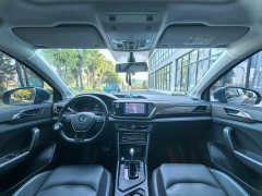 Volkswagen Touareg 280TSI FWD Luxury - ფოტო 14
