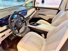 Buick GL8 New Energy Luzun Respect Edition 7-Seater - ფოტო 4