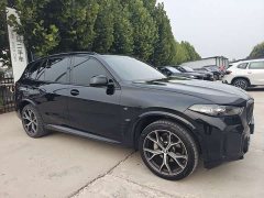 BMW X5 xDrive 30Li M Sport Luxury Night Edition Package - ფოტო 3