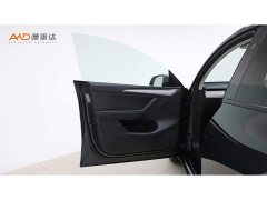Tesla Model Y Rear-Wheel Drive - ფოტო 10