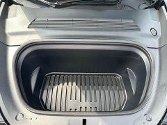 Tesla Model Y Long Range All-Wheel Drive - ფოტო 10