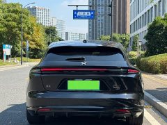 NIO ET5T Champion Commemorative Edition 75kWh Touring - ფოტო 11
