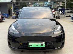 Tesla Model Y Rear-Wheel Drive - ფოტო 2