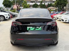Tesla Model Y Rear-Wheel Drive - ფოტო 5