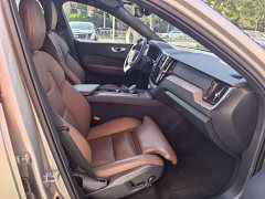 Volvo XC60 B5 AWD Smart Remote Luxury Edition - ფოტო 6