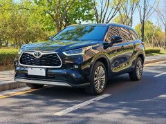 Toyota Highlander 2022 380T AWD Premium 7-Seater - ფოტო 1