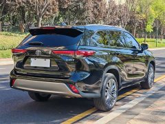 Toyota Highlander 2022 380T AWD Premium 7-Seater - ფოტო 16