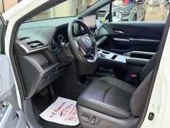 Toyota Sienna 2.5L Hybrid AWD Premium - ფოტო 4