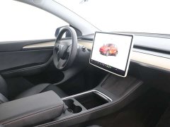 Tesla Model Y 2022 Facelift Rear-Wheel Drive - ფოტო 13