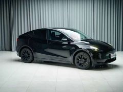 Tesla Model Y Rear-Wheel Drive - ფოტო 3