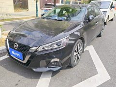 Nissan Teana 2.0L XL Comfort - ფოტო 1